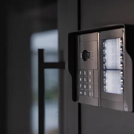 Id Residences 403 公寓